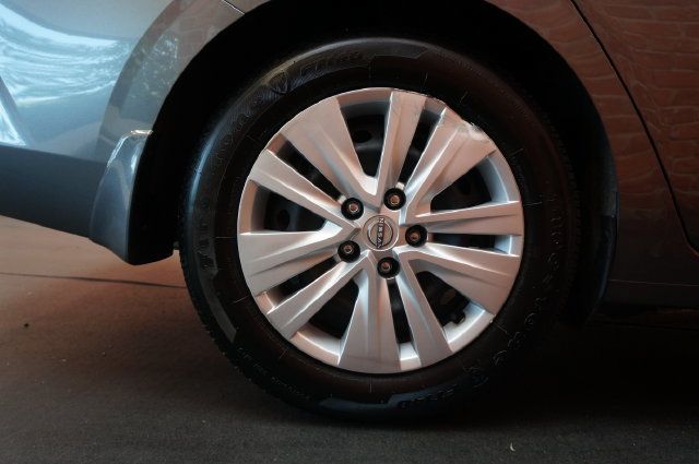 Certified 2025 Nissan Sentra S FWD image 65