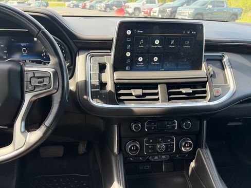 Certified 2022 Chevrolet Suburban Z71 AWD/4WD image 17