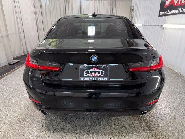 Used 2021 BMW 330e xDrive w/ Driving Assistance Package AWD/4WD image 5