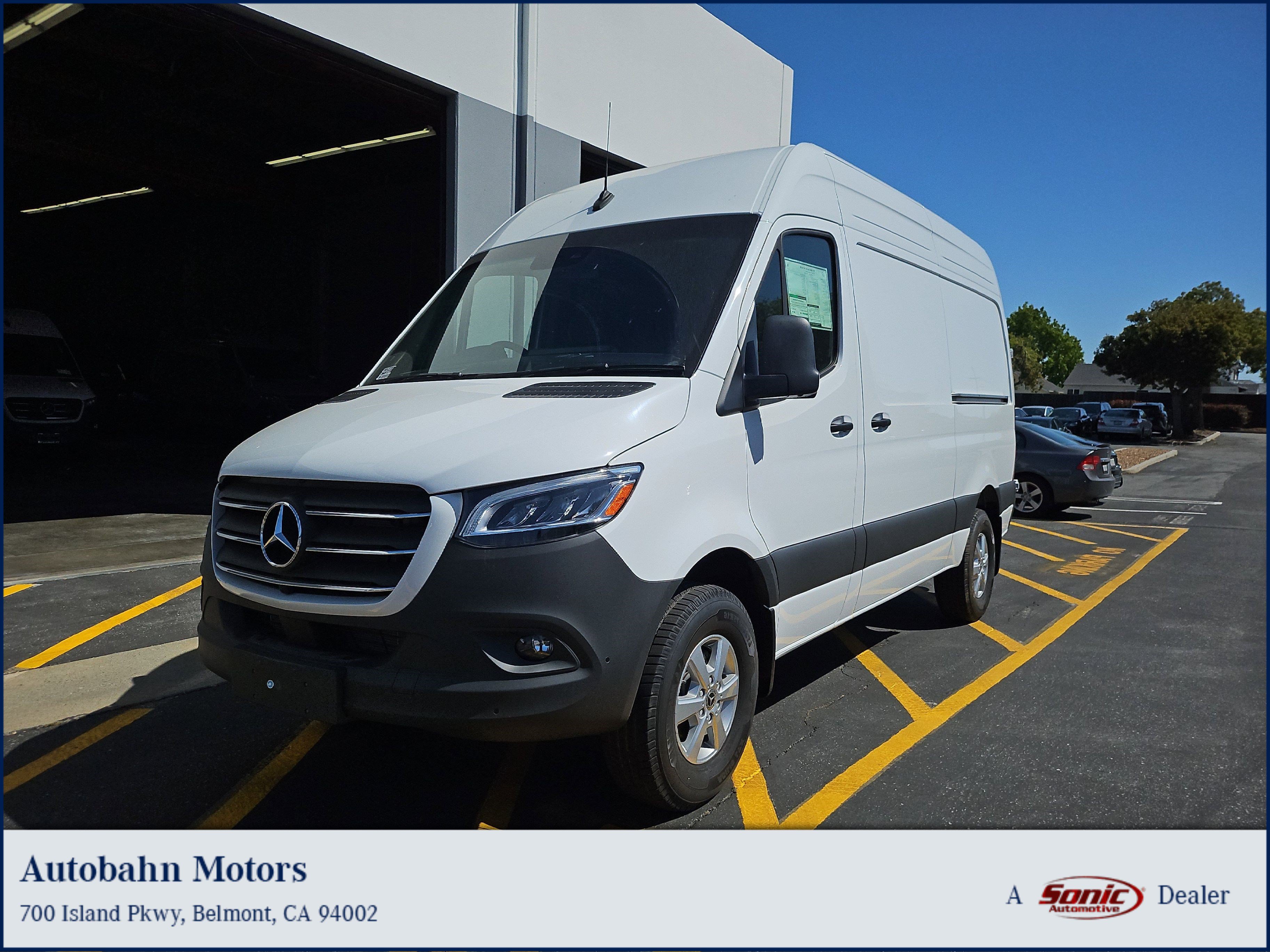 New 2024 Mercedes-Benz Sprinter 2500 image 1