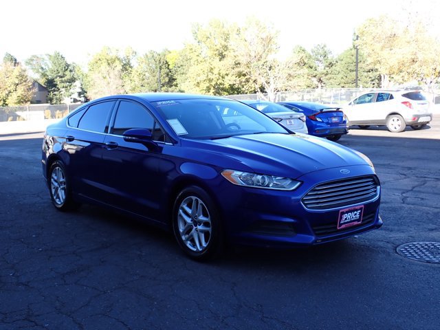 Used 2016 Ford Fusion SE FWD image 6