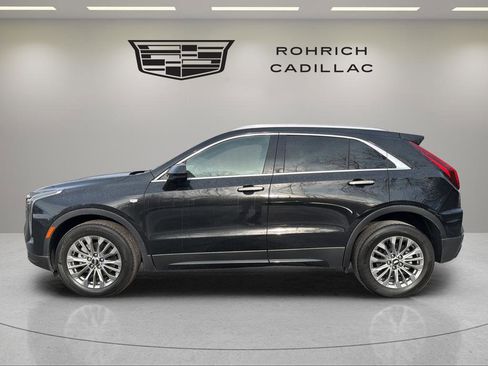 Certified 2025 Cadillac XT4 Premium Luxury w/ Cold Weather Package image 8
