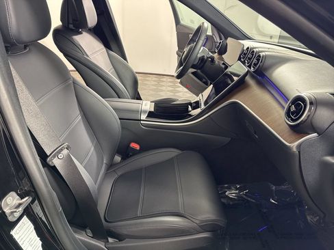 Certified 2025 Mercedes-Benz C 300 4MATIC Sedan image 21