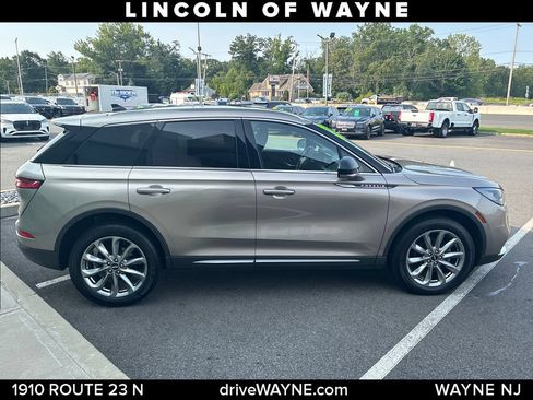 Certified 2021 Lincoln Corsair AWD w/ Premium Package image 9