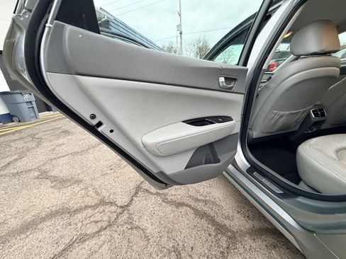 Used 2017 Kia Optima EX FWD image 48