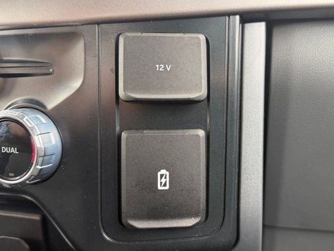 Used 2025 Ford F150 XLT w/ Equipment Group 301A Standard AWD/4WD image 29