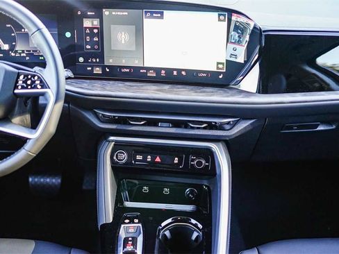 New 2025 Audi Q5 Premium image 13