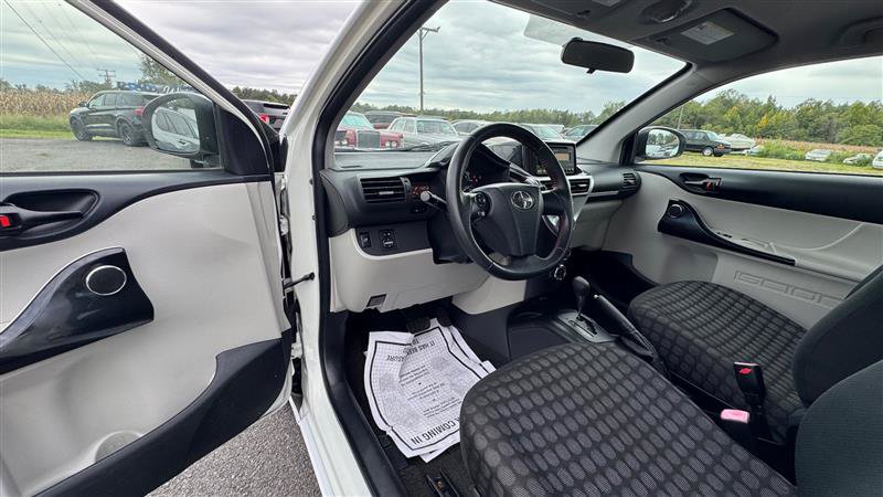 Used 2012 Scion iQ w/ Rear Speaker Pkg FWD image 27