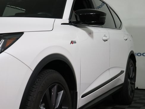 Used 2025 Acura MDX A-Spec AWD/4WD image 11