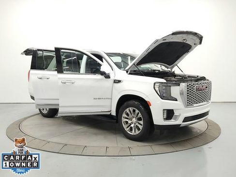 Used 2024 GMC Yukon XL Denali image 9