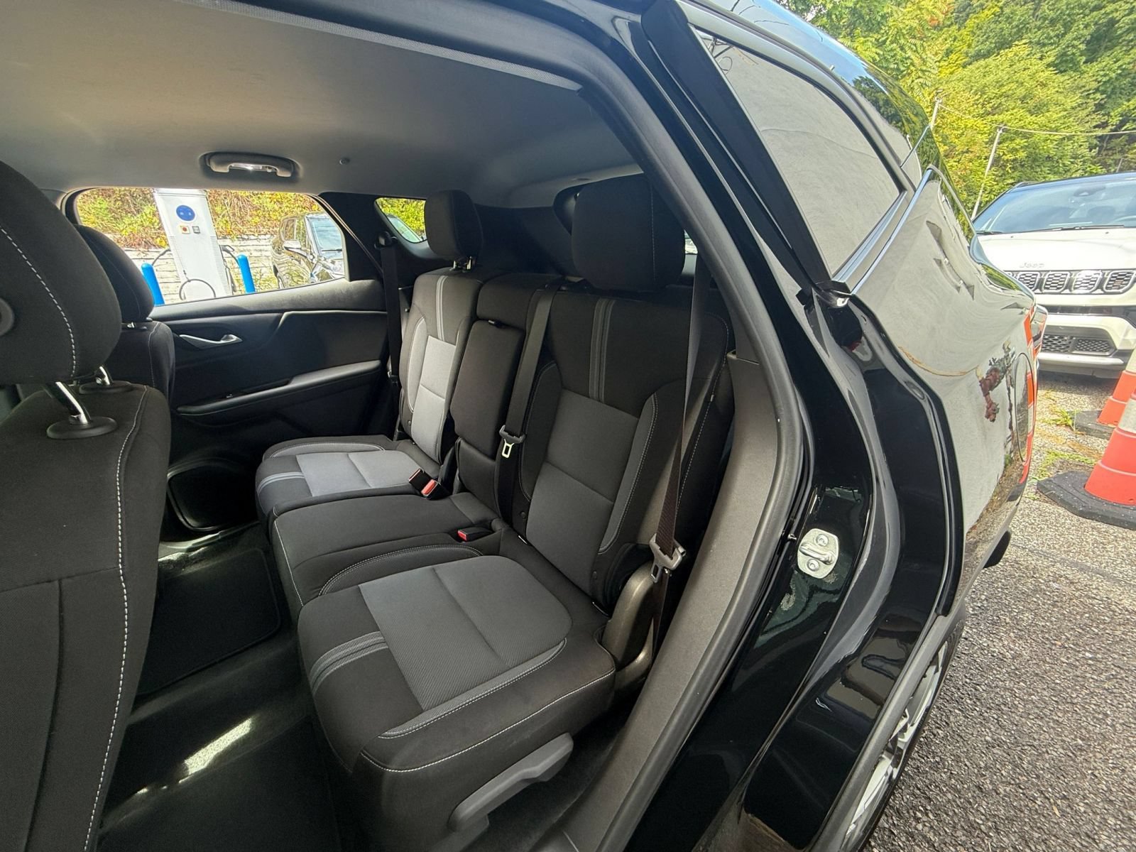 Used 2026 Chevrolet Blazer LT FWD image 37