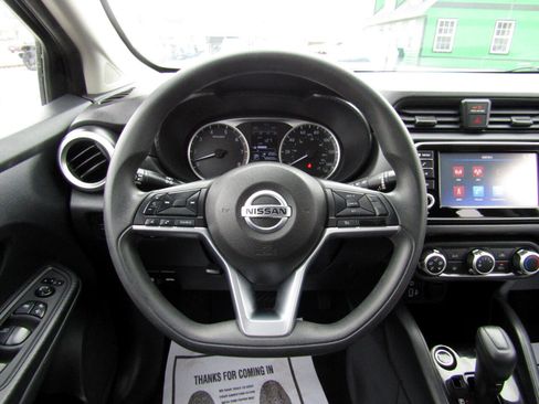 Used 2021 Nissan Versa S image 10