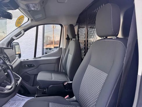Used 2024 Ford Transit 250 Low Roof w/ Exterior Upgrade Package image 10