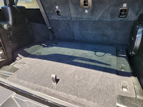 Used 2020 Jeep Wrangler Unlimited Sahara AWD/4WD image 22