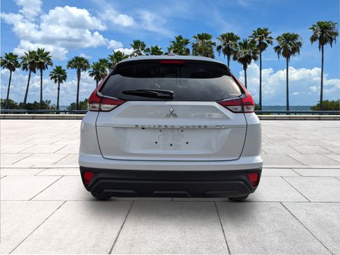 Used 2025 Mitsubishi Eclipse Cross ES image 7