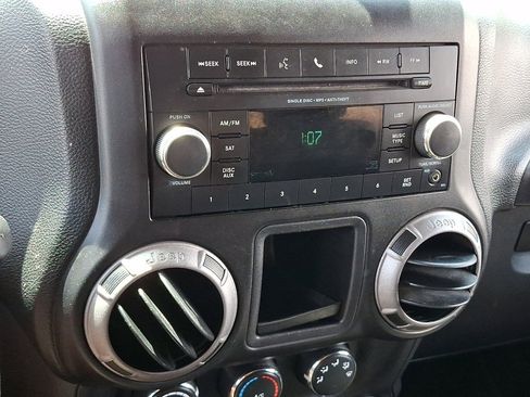 Used 2012 Jeep Wrangler Sport AWD/4WD image 21