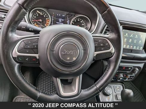 Used 2020 Jeep Compass Latitude image 18