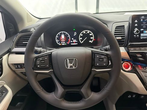 Used 2026 Honda Odyssey Touring image 27