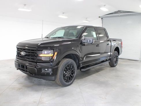 New 2026 Ford F150 XLT image 3