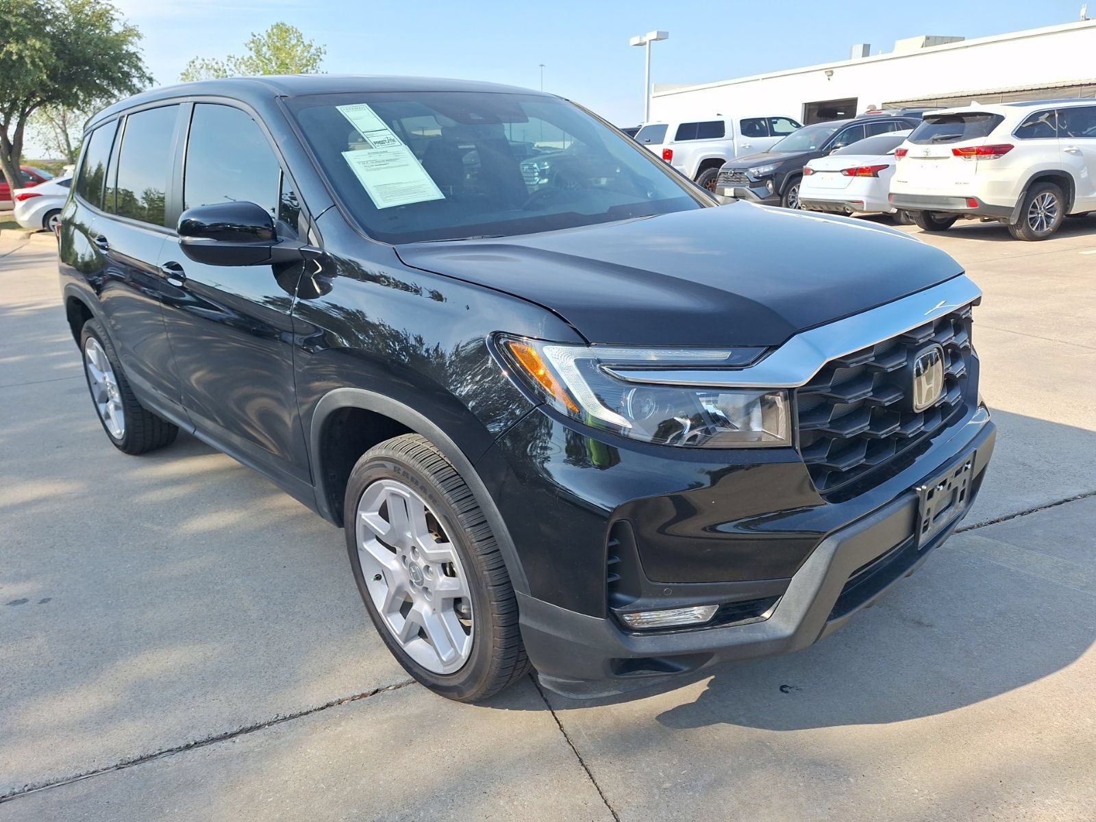 Used 2024 Honda Passport EX-L image 8