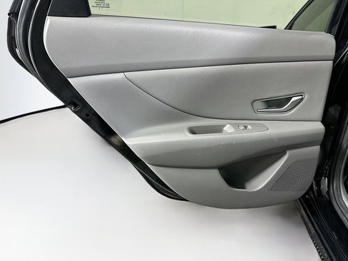 Used 2023 Hyundai Elantra SEL w/ Convenience Package FWD image 26