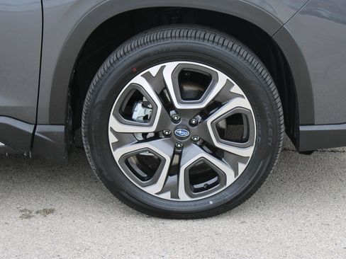 Used 2025 Subaru Ascent Touring image 34