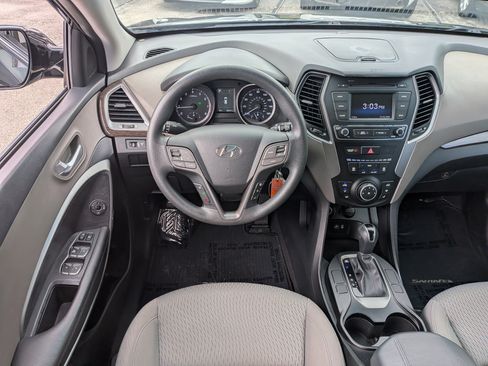 Used 2018 Hyundai Santa Fe Sport FWD image 17