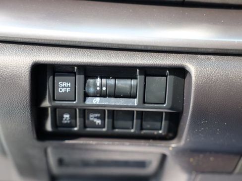 Used 2017 Subaru Impreza 2.0i Limited w/ Moonroof/BSD & Rcta/Eyesight image 16