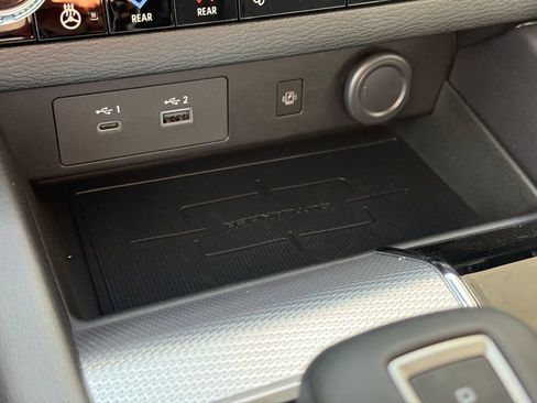 New 2025 Mitsubishi Outlander SEL image 16