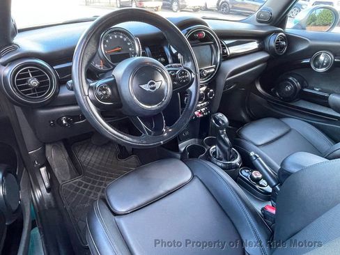 Used 2017 MINI Cooper S image 24