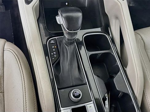 Used 2020 Kia Telluride EX w/ EX Premium Package FWD image 19