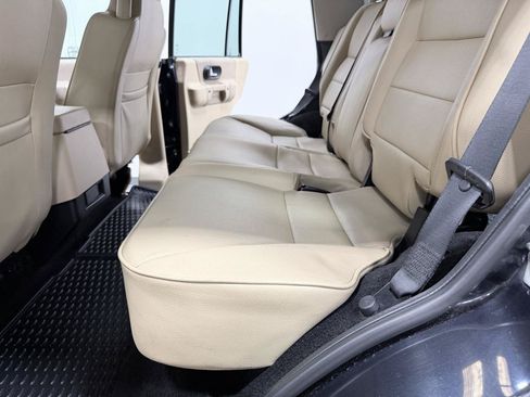 Used 2004 Land Rover Discovery S AWD/4WD image 32