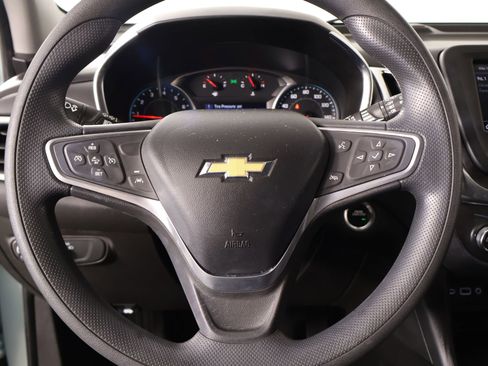 Used 2022 Chevrolet Equinox LT FWD image 3