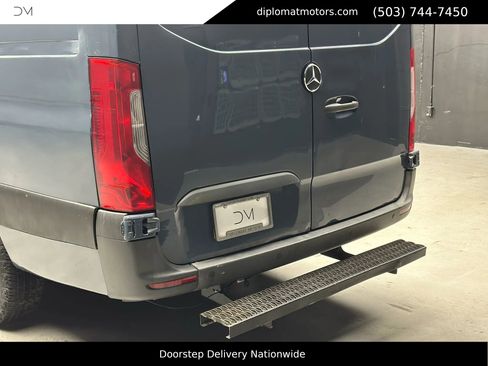 Used 2019 Mercedes-Benz Sprinter 170 image 12