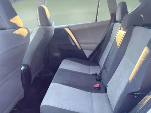 Used 2013 Toyota RAV4 XLE image 22