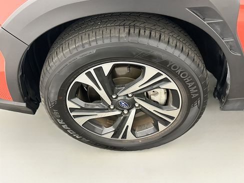 Used 2024 Subaru Crosstrek 2.0i Premium image 11