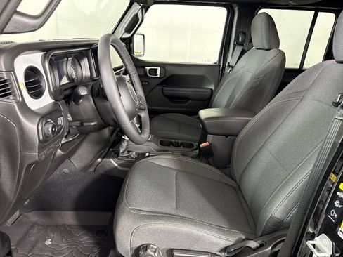 New 2025 Jeep Wrangler Sport S image 12