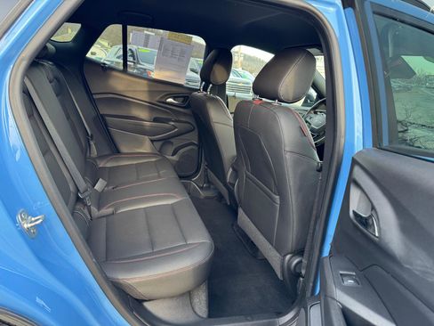 Used 2024 Chevrolet Trax RS w/ Driver Confidence Package image 43