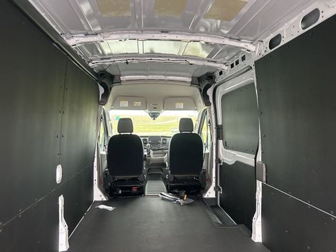 New 2025 Ford Transit 250 148 Medium Roof w/ Load Area Protection Package image 15