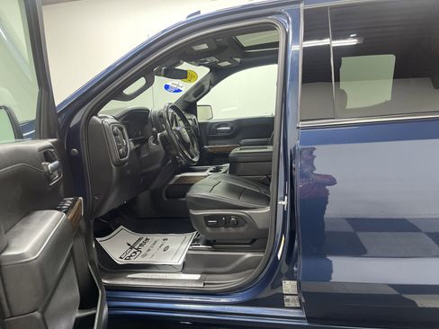 Used 2022 Chevrolet Silverado 1500 High Country image 9