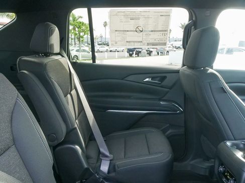 New 2026 Chevrolet Traverse LT w/ Midnight/Sport Edition image 13