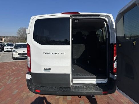 Used 2023 Ford Transit 350 XLT image 28