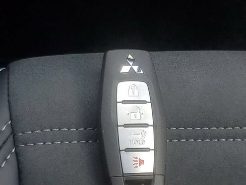 New 2026 Mitsubishi Outlander AWD image 32