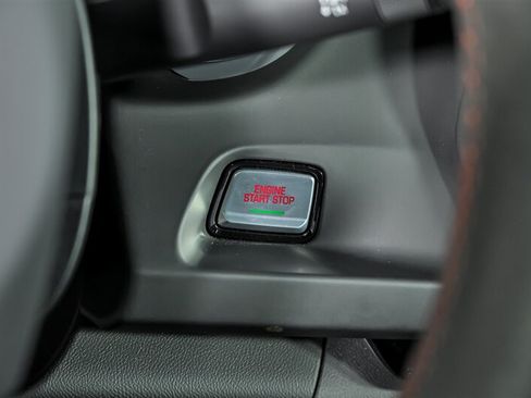 Used 2018 Chevrolet Camaro ZL1 RWD image 26