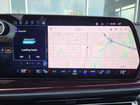 Used 2024 Chevrolet Traverse RS image 44