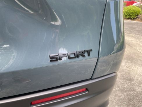 Used 2024 Honda HR-V Sport image 16