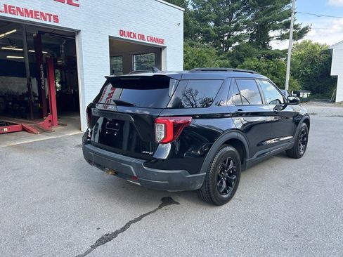 Used 2022 Ford Explorer Timberline w/ Timberline Technology Package AWD/4WD image 7