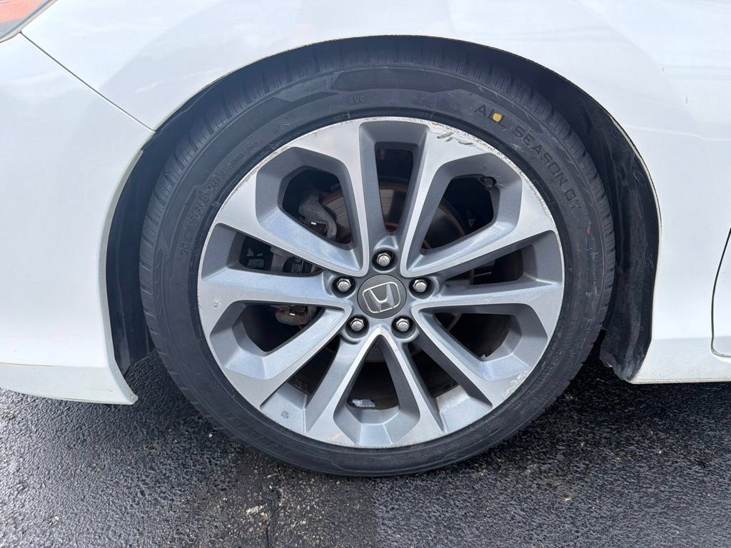 Used 2015 Honda Accord EX-L image 10