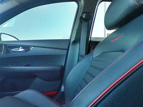 Used 2022 Kia Forte GT w/ GT2 Package image 22