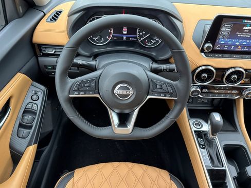 New 2025 Nissan Sentra SV w/ SV Premium Package image 11